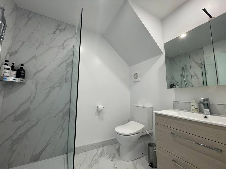 Villa Parkside Retreat - 3 Beds -Sleeps 6 Near Westfield Christchurch Exterior foto